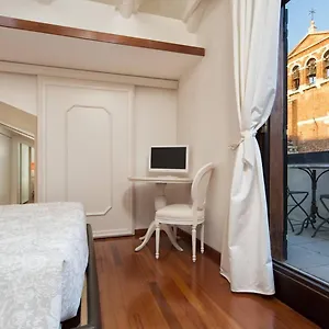 Terrazza Fenice Venice
