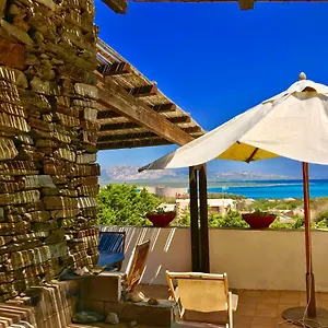 https://appartamento-vista-mare-amazing-sea-view-apartment.in-sardinia.net